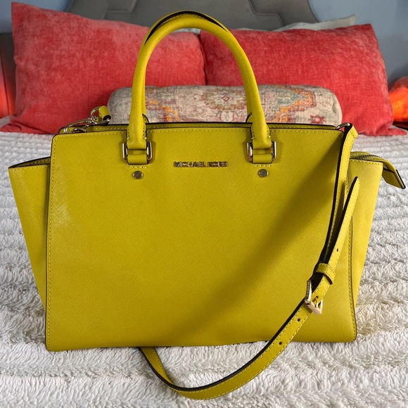 MICHAEL Michael Kors Handbags - Michael Kors Selma Large Saffiano Leather Satchel Bag Apple Green